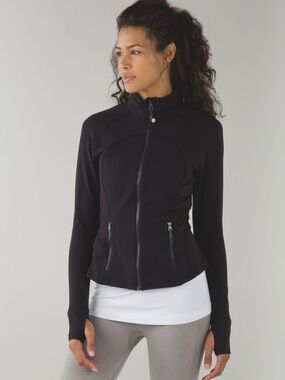 Lululemon black Hustle in Your Bustle jacket